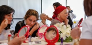 Fortalecer la autoestima de mujeres con cáncer