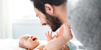 Primera entidad financiera en extender a 30 días la licencia por paternidad