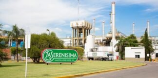 Mastellone Hnos. entregó 60 equipos informáticos a Fundación Equidad Mastellone-Hnos