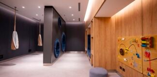 El Aeropuerto de Ezeiza suma el primer espacio sensorial del país para personas con autismo