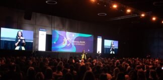 Premios FLOR: La ceremonia que reunió a más de 1000 líderes para premiar a la diversidad y la inclusión