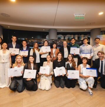 Electromovilidad y creatividad: la alianza entre Audi y la Universidad Austral