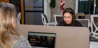 8 va. edición de Chicas digitalers: Acercar a más adolescentes al mundo de la tecnología